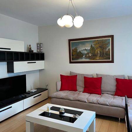 Blloku Family Apartment Tirana Exterior photo