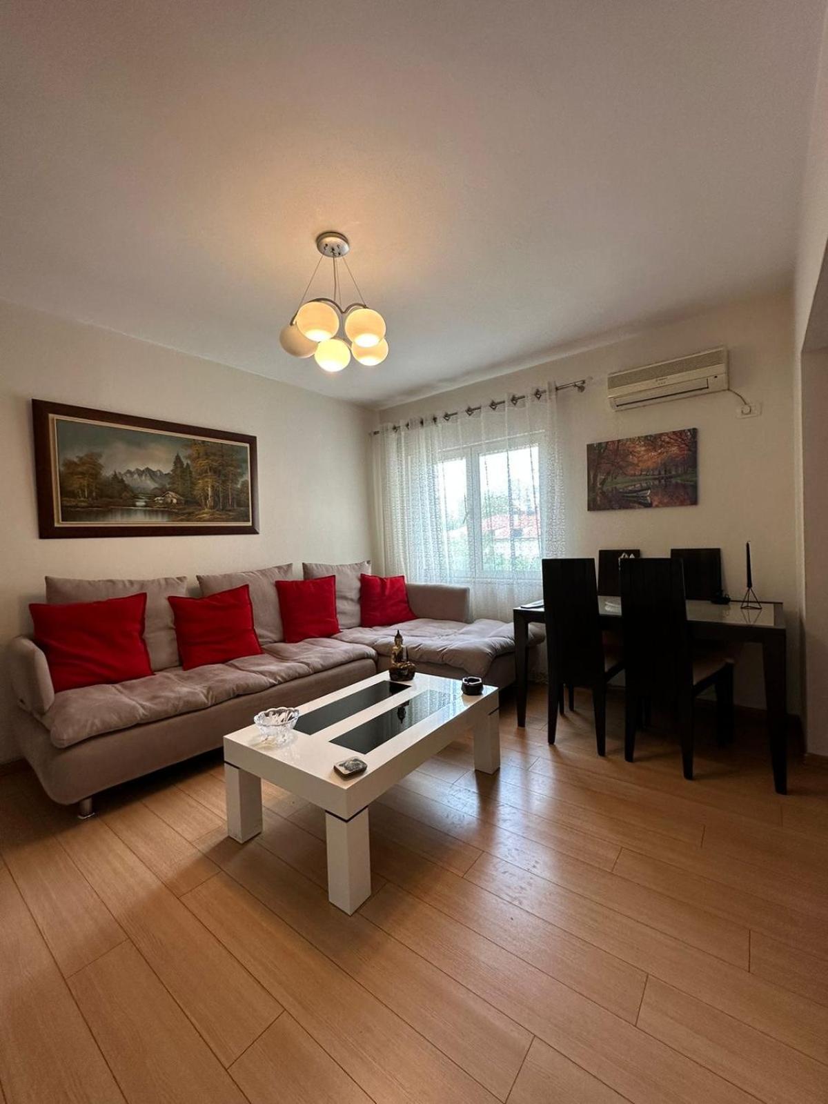 Blloku Family Apartment Tirana Exterior photo